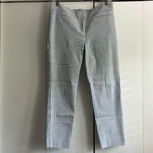 Ann Taylor Seersucker Pants, size 6